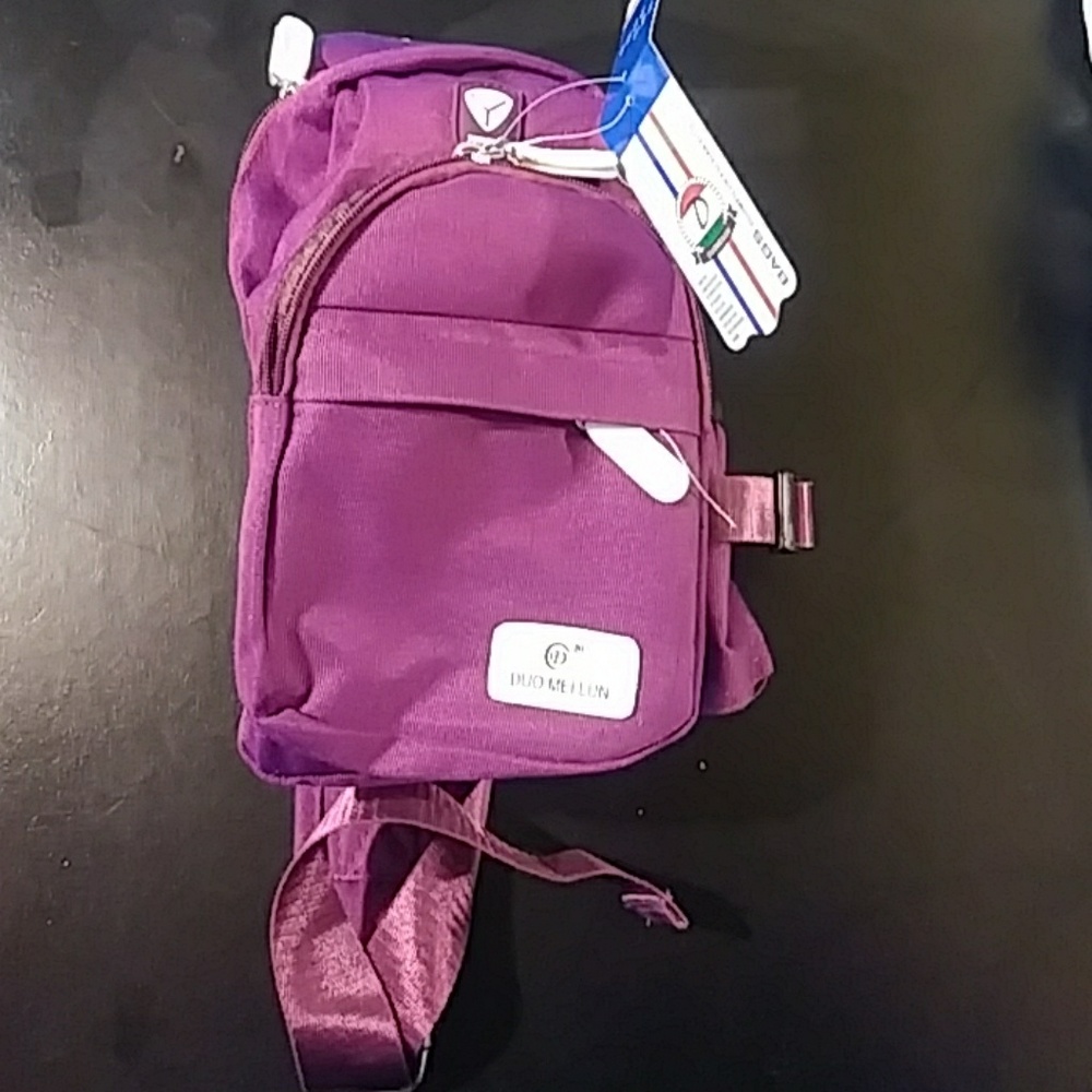 Backpack - Picture 4 of 6